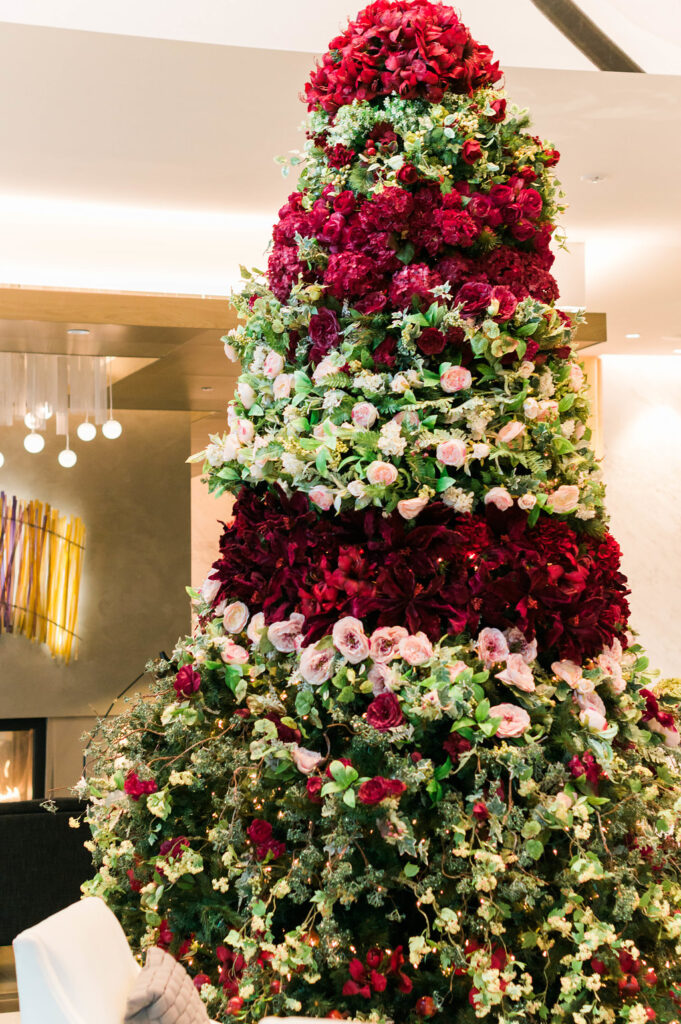 corporate holiday decorating services