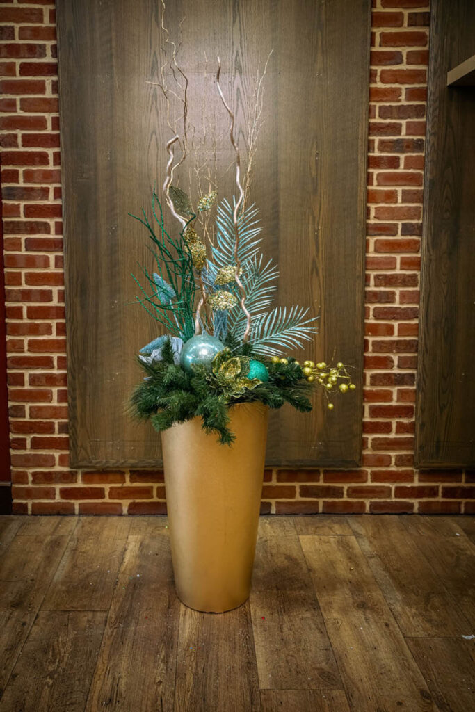holiday decorating services in MD