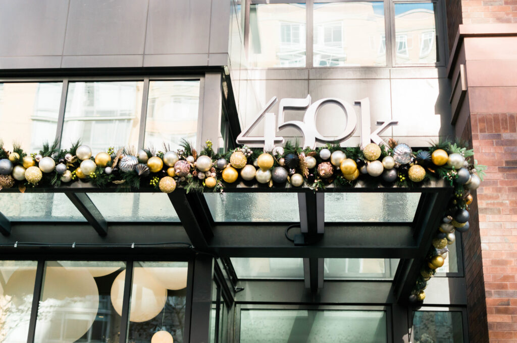 commercial holiday decorating benefits